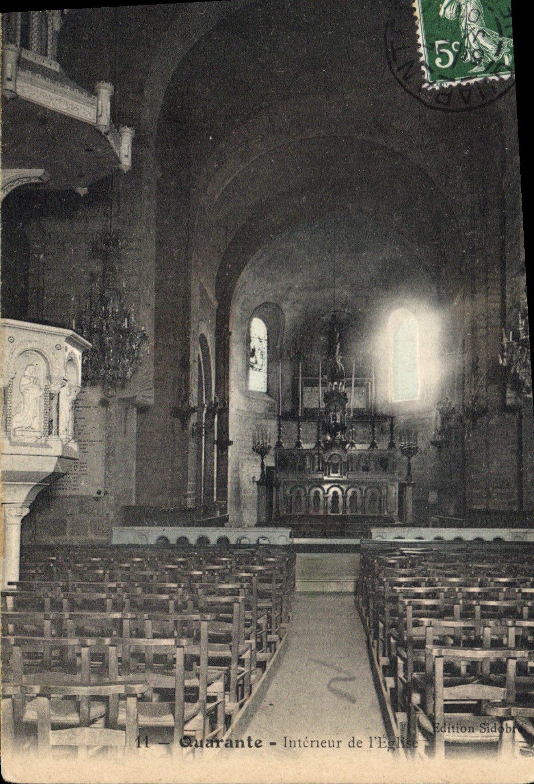 CPA Quarante Interieur de l'Eglise 