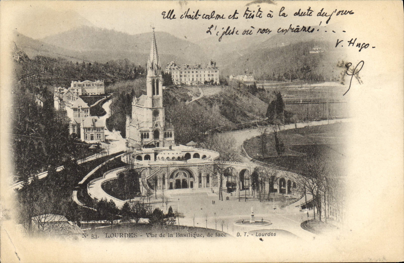 CPA Lourdes vue de la Basilique de Face