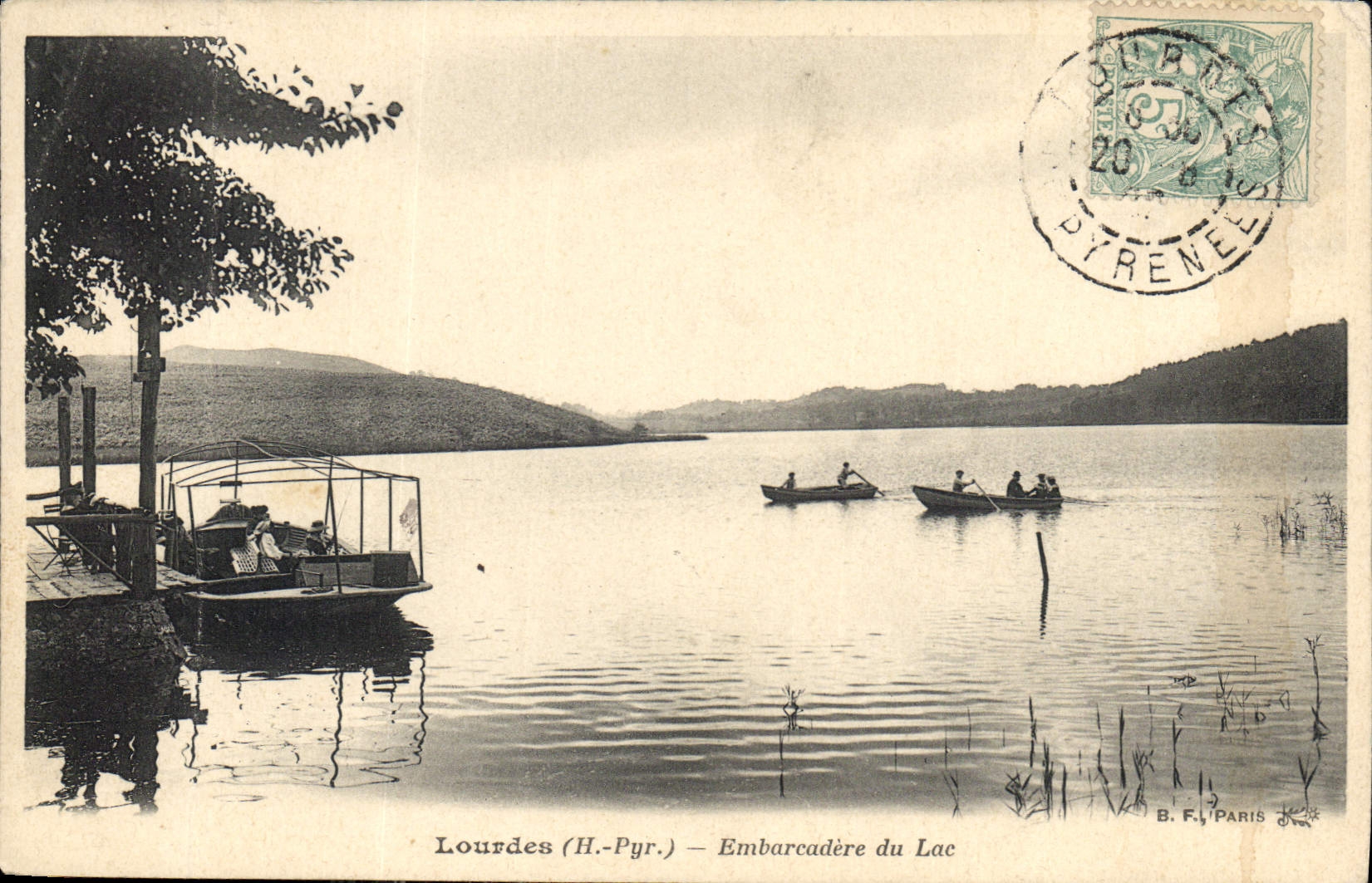 CPA Lourdes H Pyr Embarcadere du Lac 