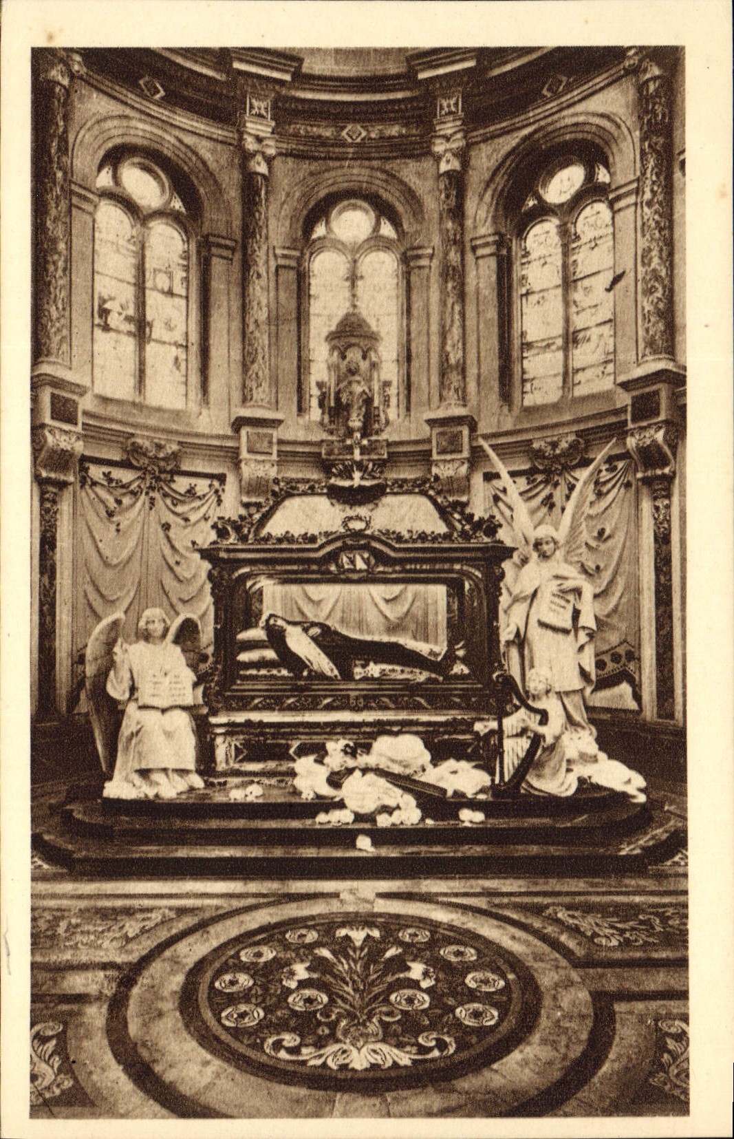 CPA Chapelle et Chasse de Sainte Therese de l'Enfant Jesus 