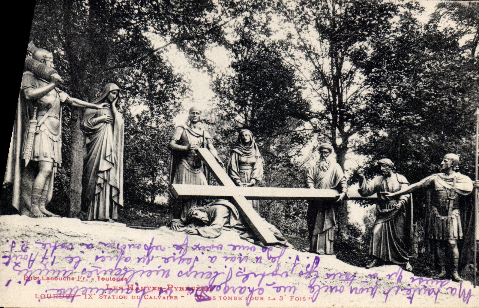 CPA Les Hautes Pyrenees Lourdes IX Station du Calvaire Jesus Tombe pour la 3e foie 