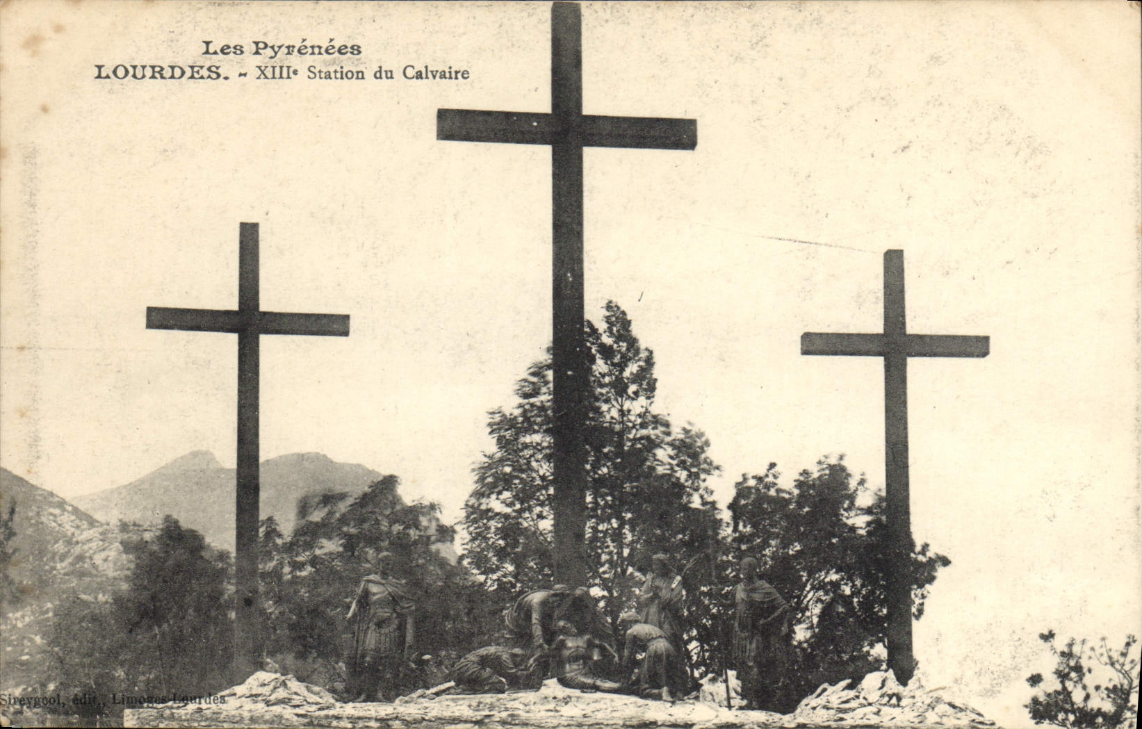 CPA Les Pyrenees Lourdes XIII station du Calvaire 