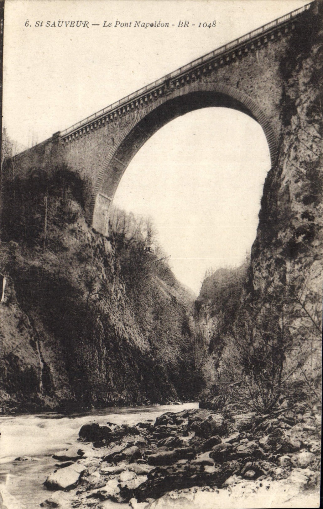CPA St Sauveur le Pont Napoleon 