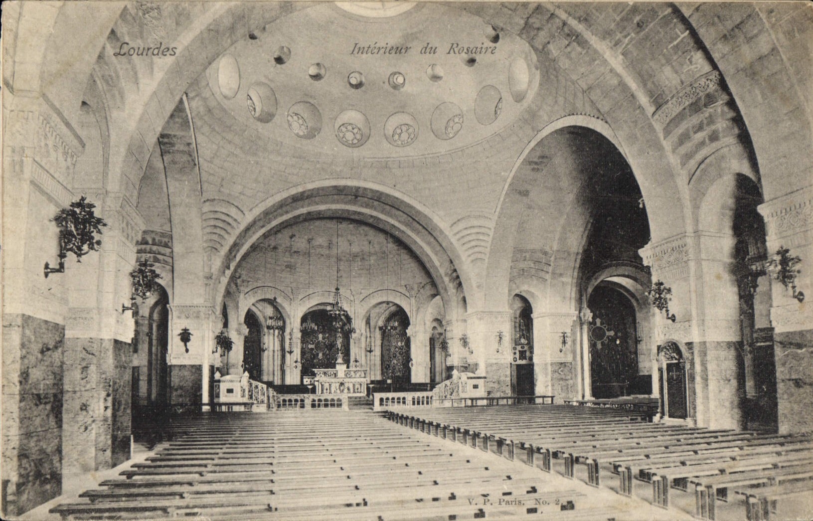CPA Lourdes Interieur du Rosaire 