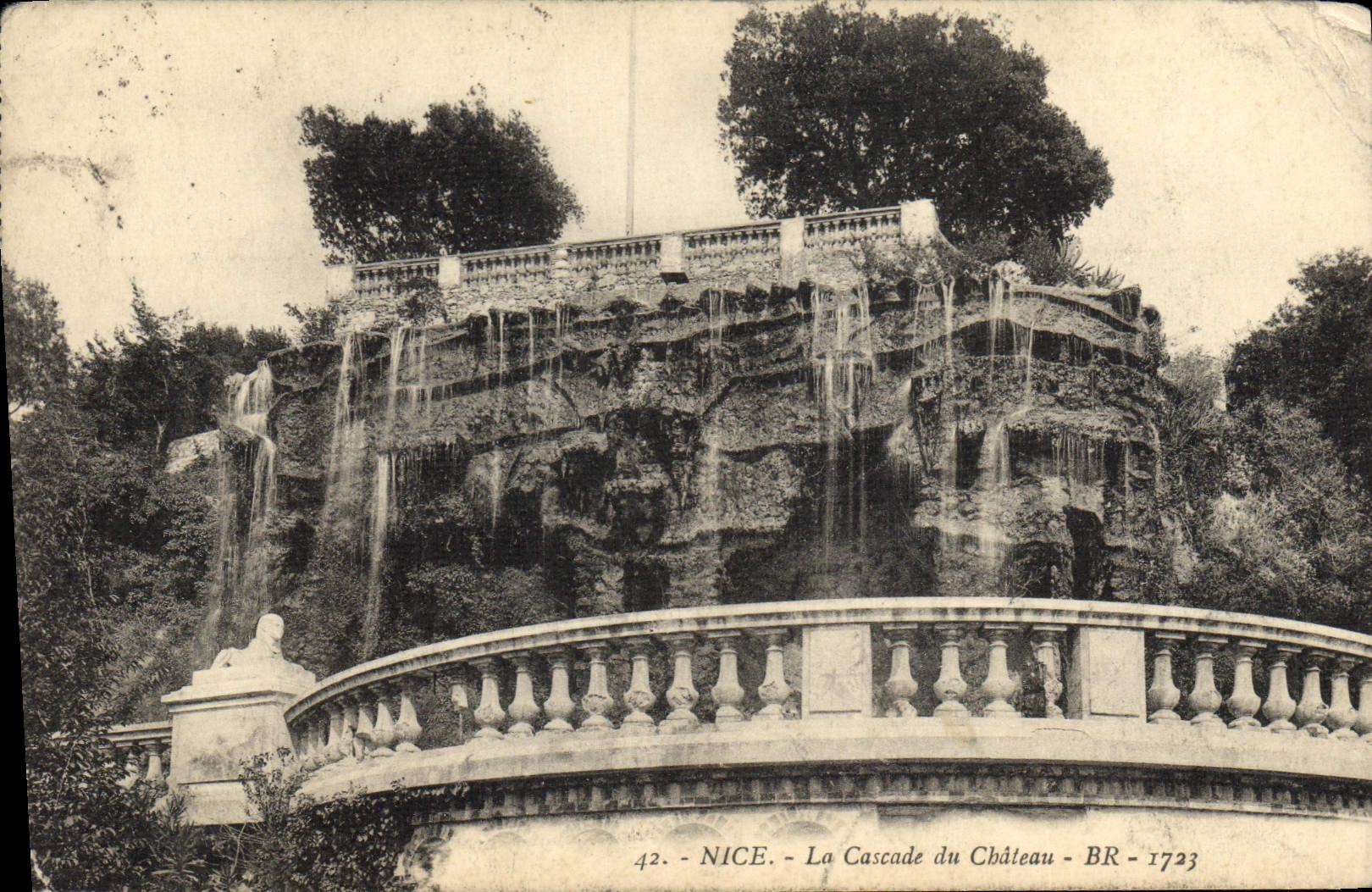 CPA Nice la Cascade du chateau 