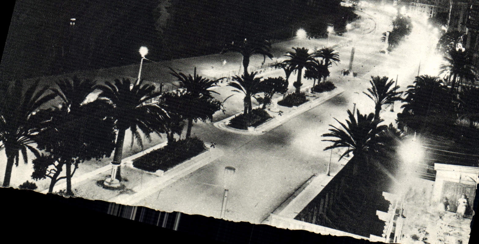CPA Nice la nuit La Baie des Anges 
