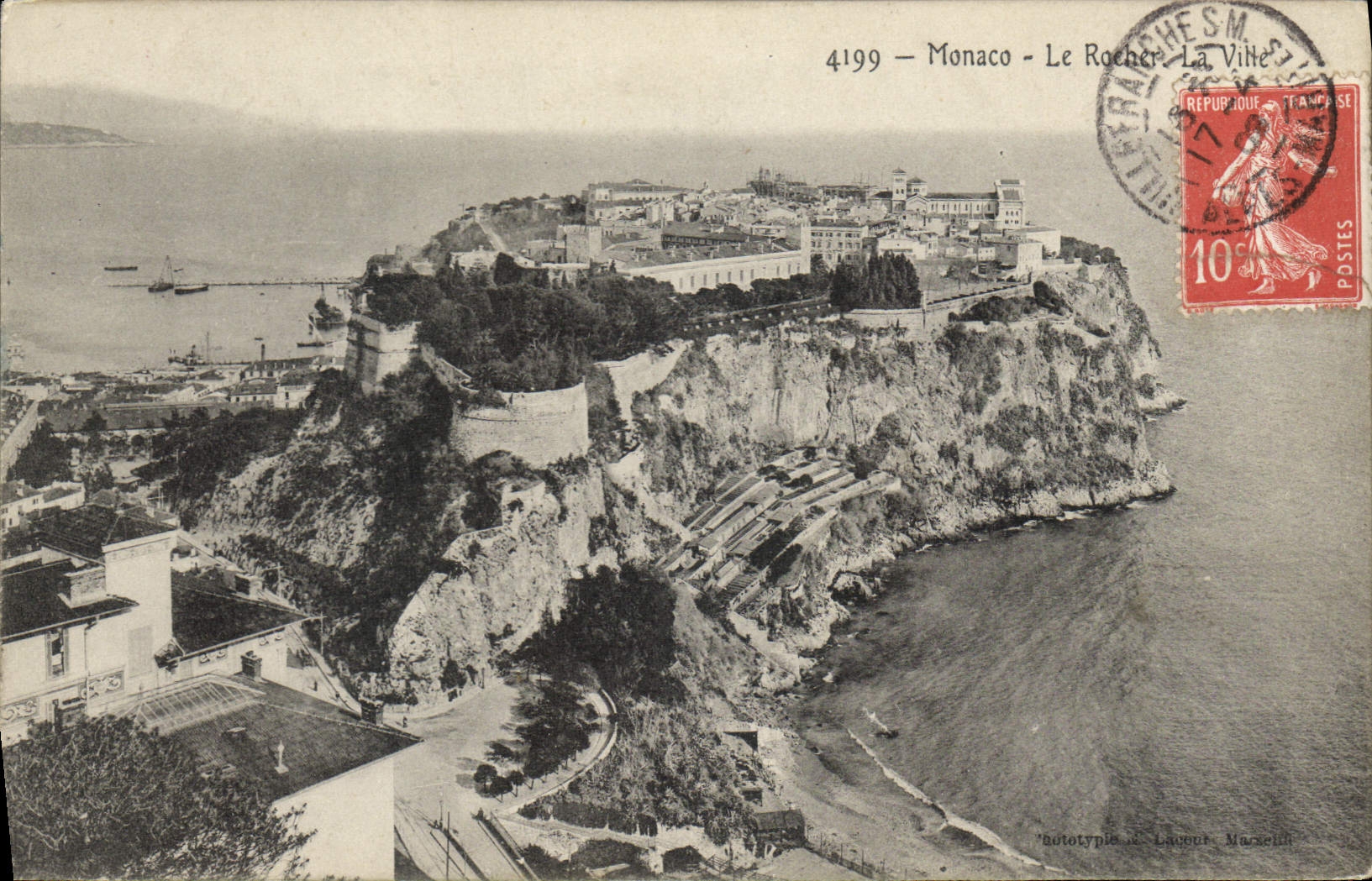 CPA Le Rocher La Ville 