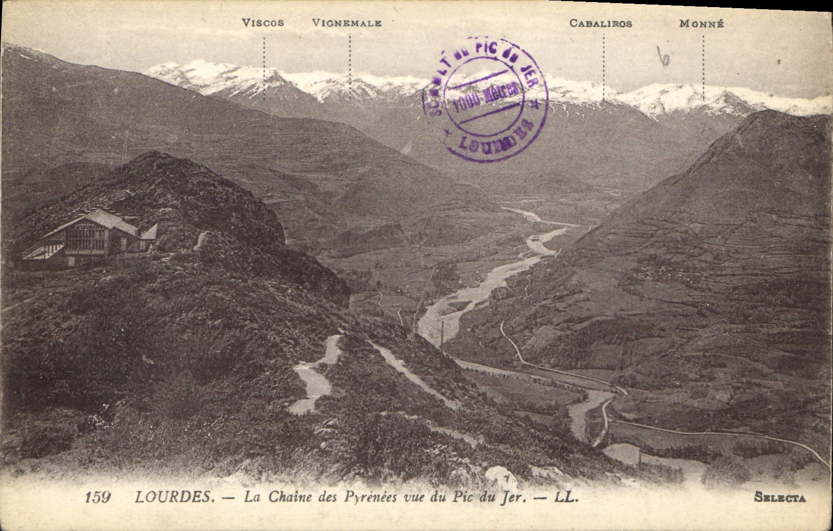 CPA Lourdes La Chaine des Pyrenees vue du Pic du Jer 