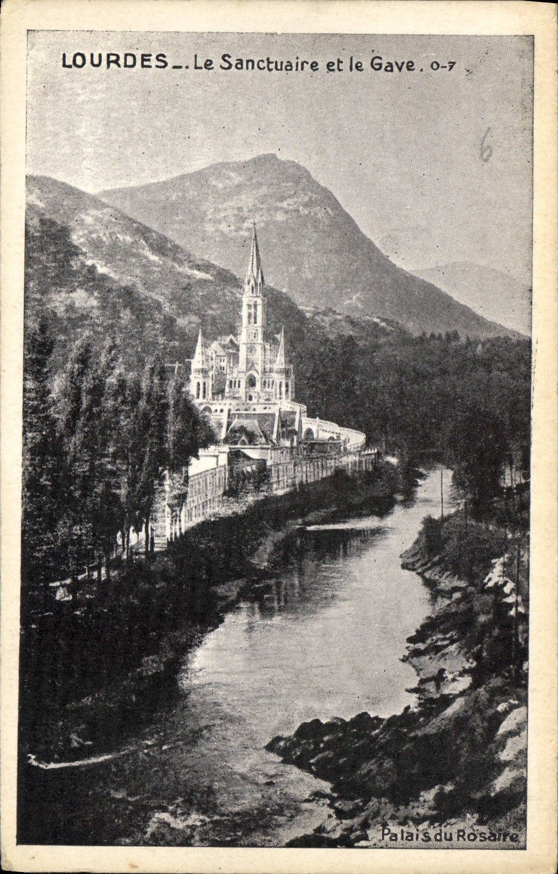 CPA Lourdes Le Sanctuaire et le Gave 