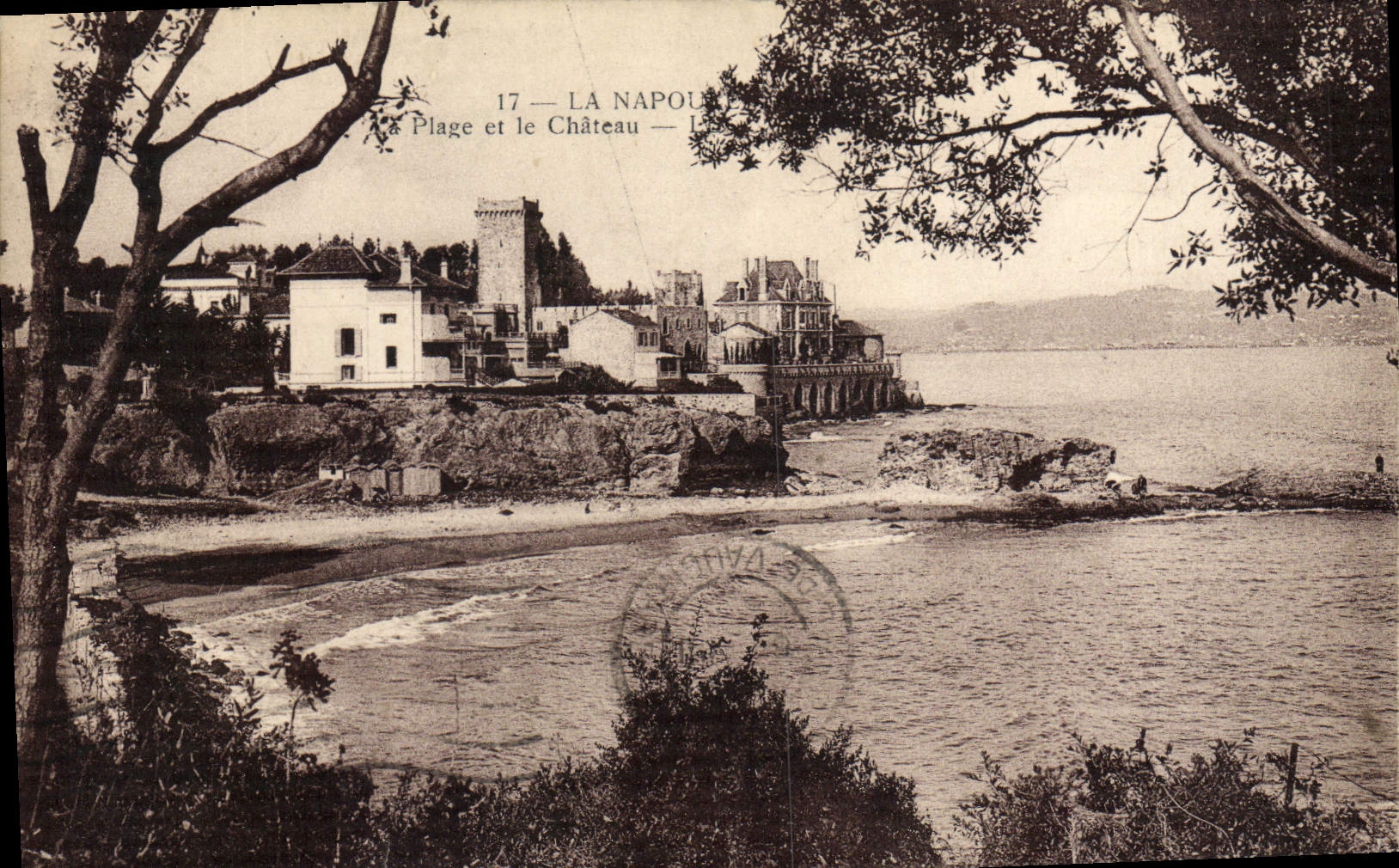CPA Plage et le Chateau 