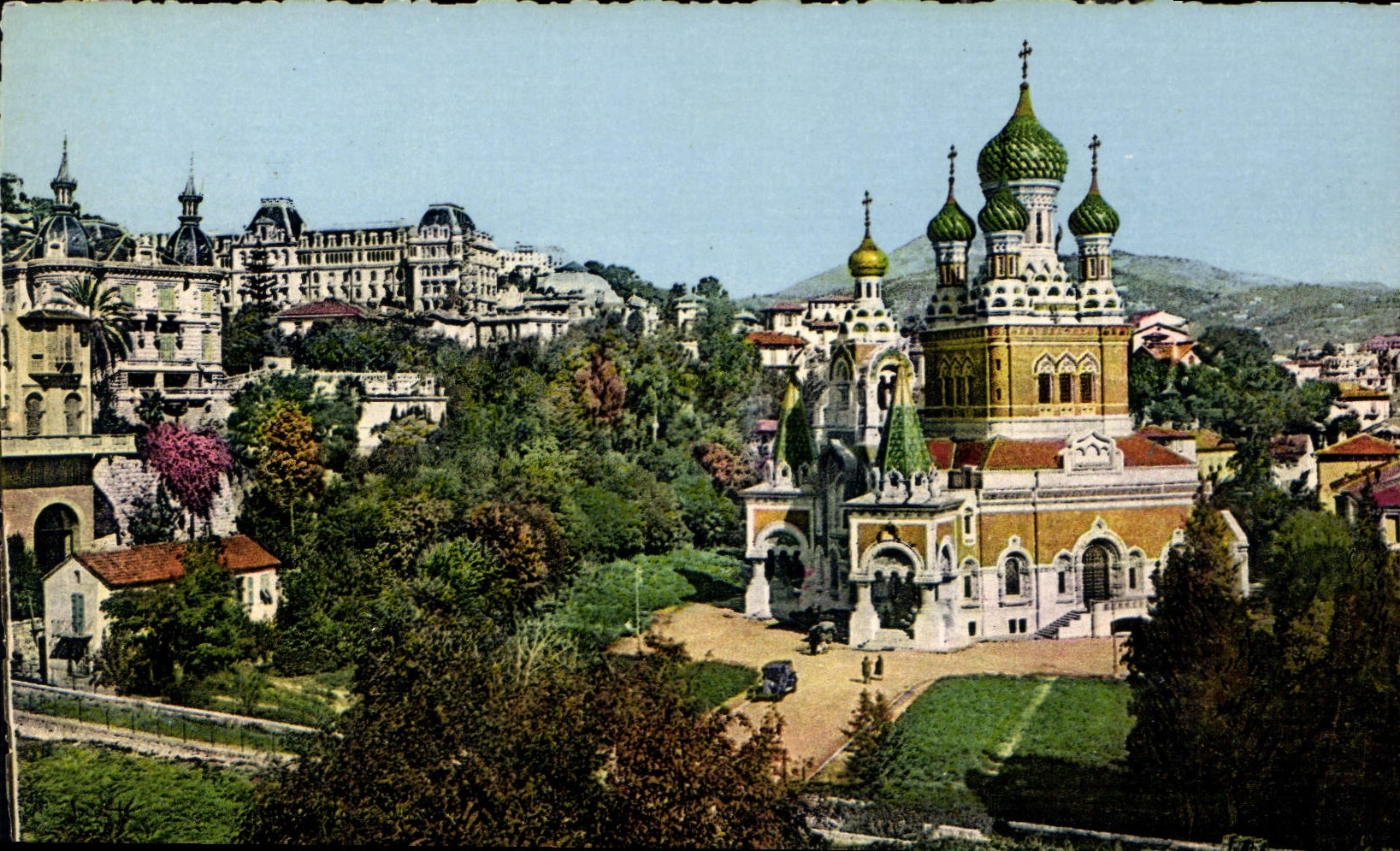 CPA Nice A M La Cathedrale Russe le Parc Imperial Russie Russia