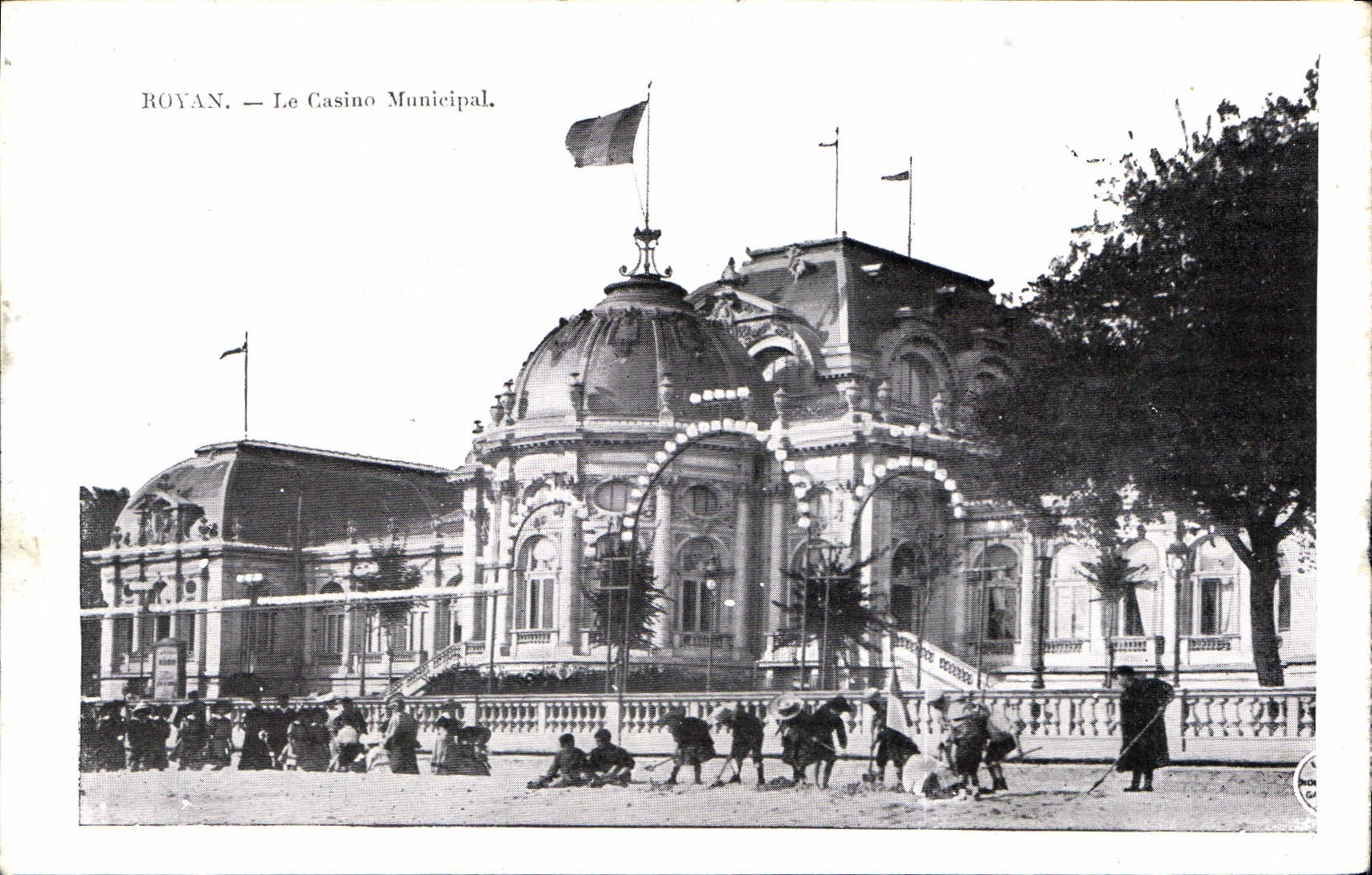 CPA Roayn Le Casino Municipal 