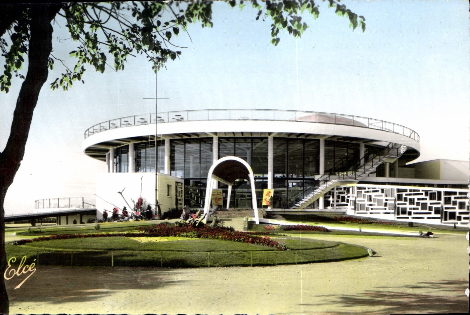 CPM Royan Ch Mme Le Casino vue d'ensemble