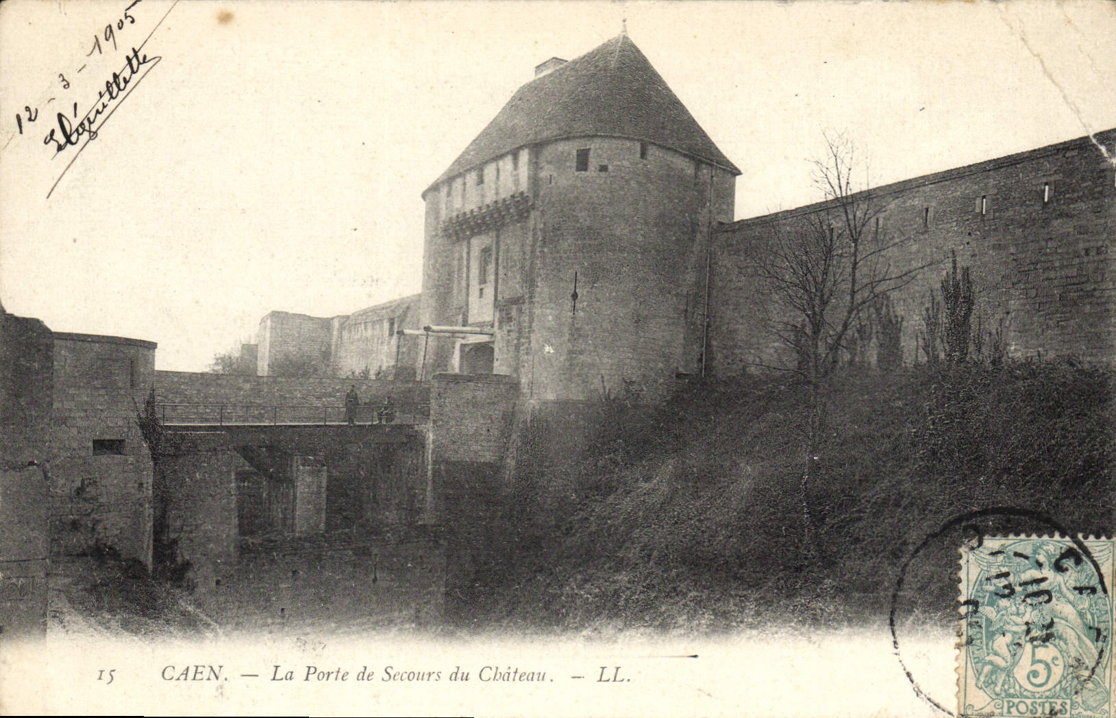 CPA Caen La Porte de Secors du Chateau