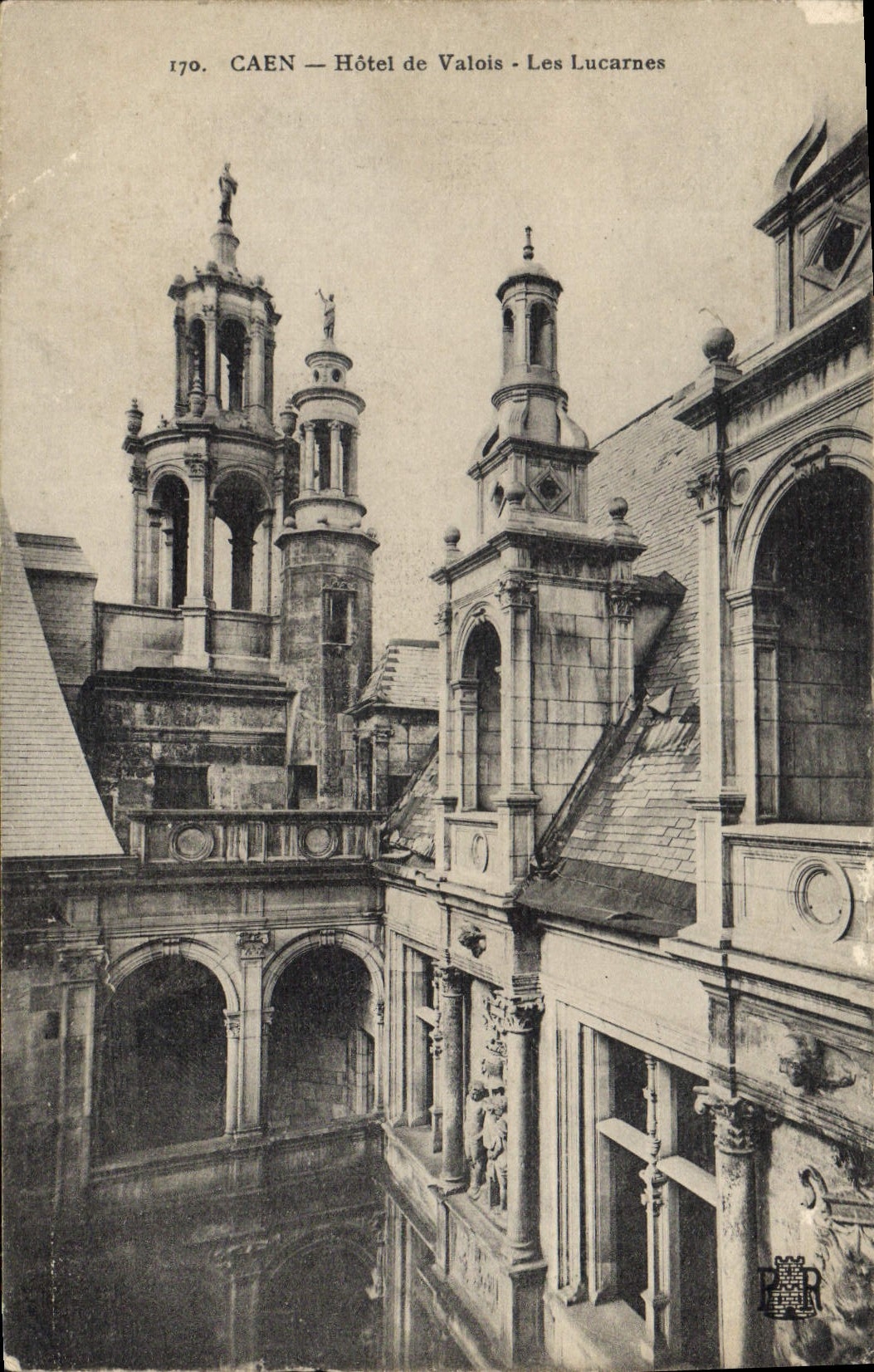 CPA Caen Hotel de Valois Les Lucarnes 