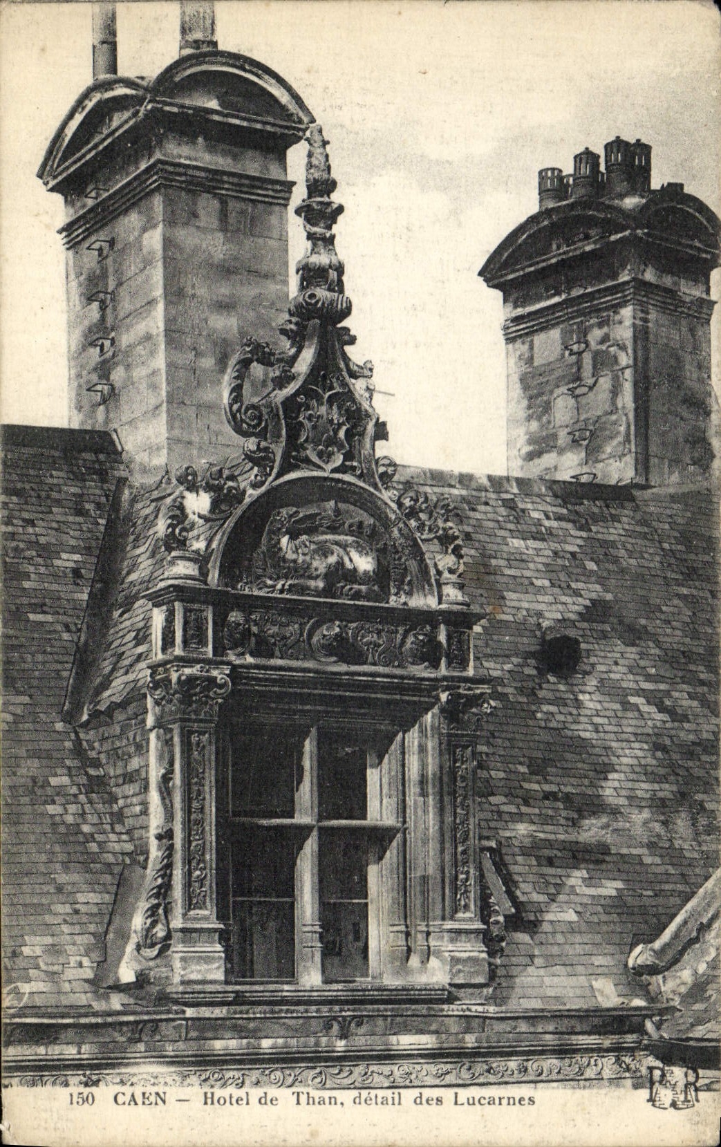 CPA Caen Hotel de Than detail des Lucarnes 