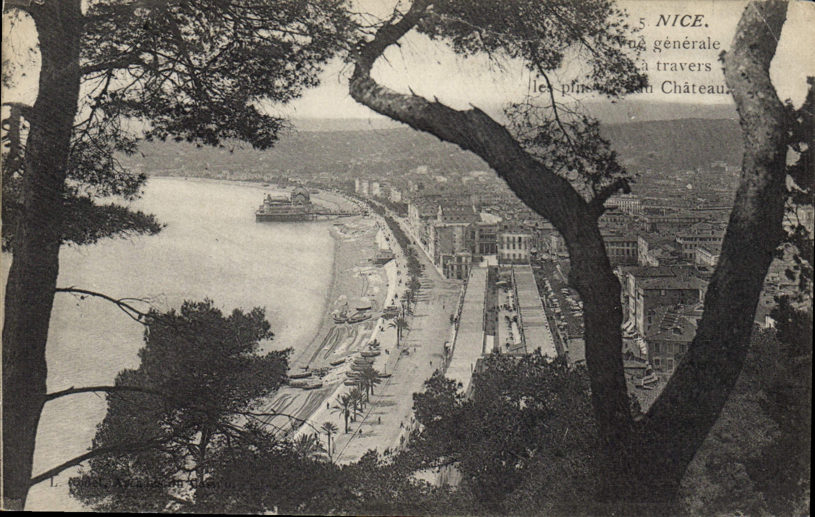CPA Nice Vue generale a travers 