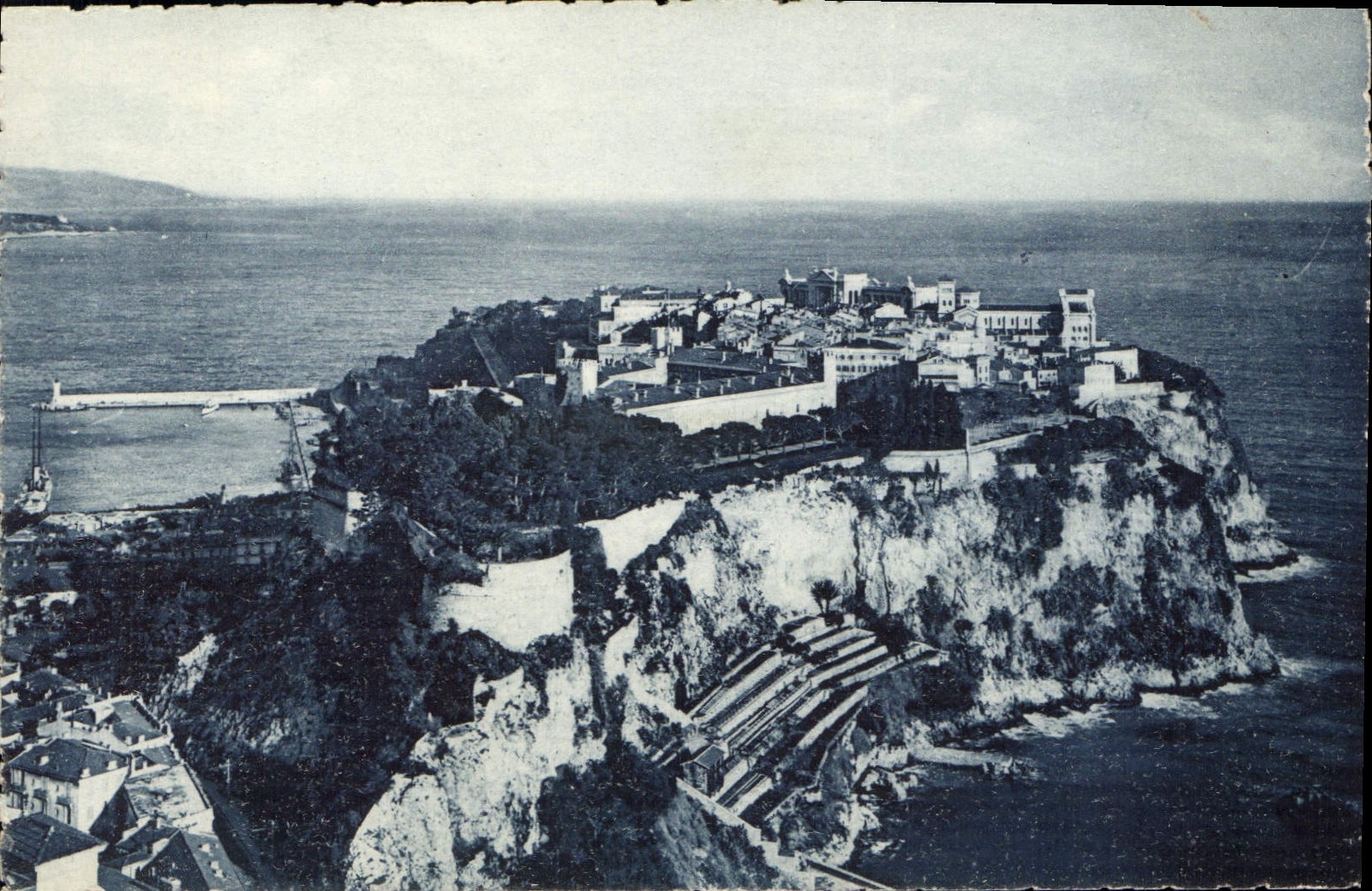 CPA Le Rocher de Monaco 