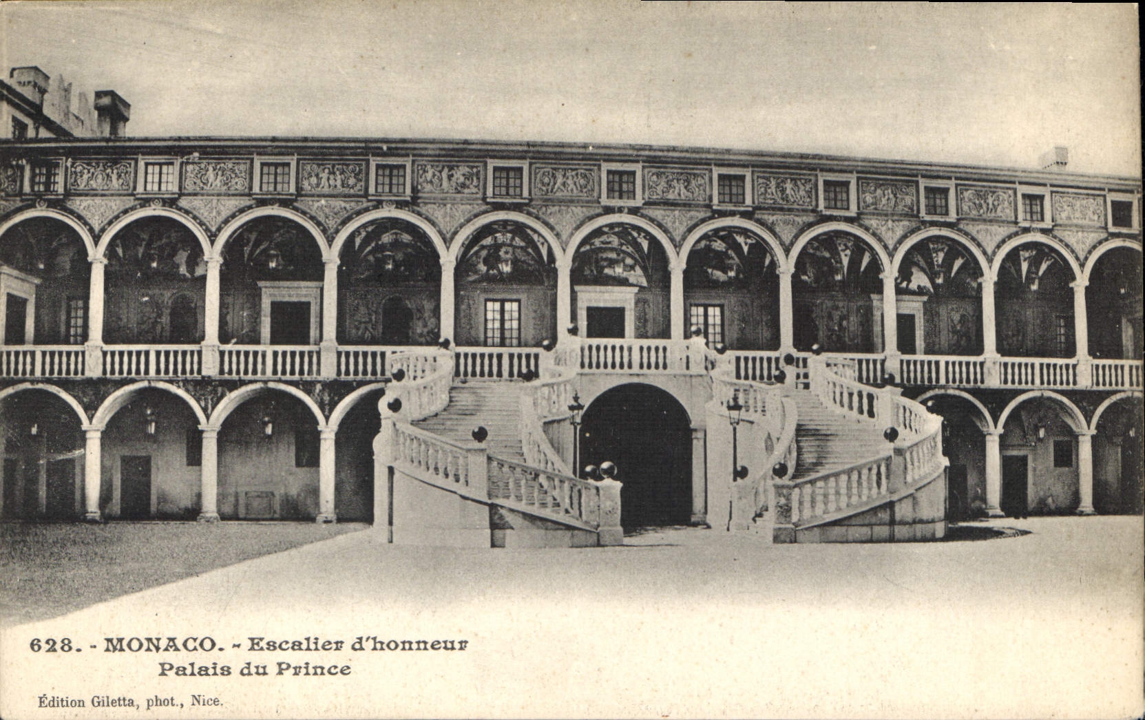 CPA Monaco Escalier d'honneur Palais du Prince 