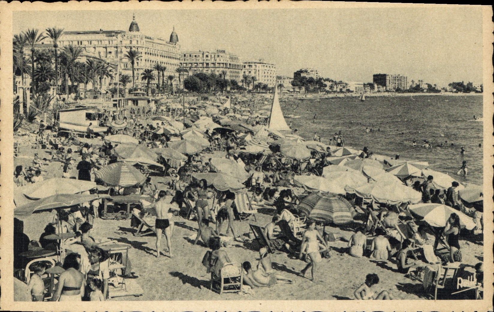 CPA La Cote d'Azur Cannes Plage de la Croisette 