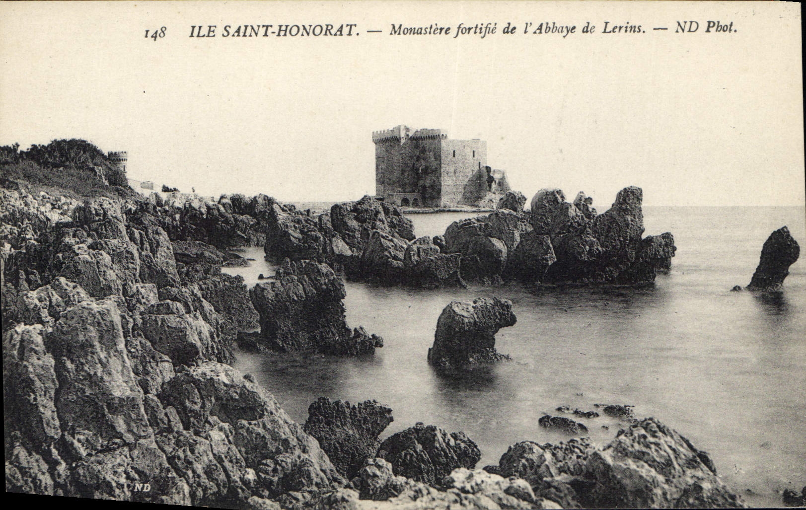 CPA Ile Saint Honorat Monastere fortifie de l'Abbaye de Lerins 