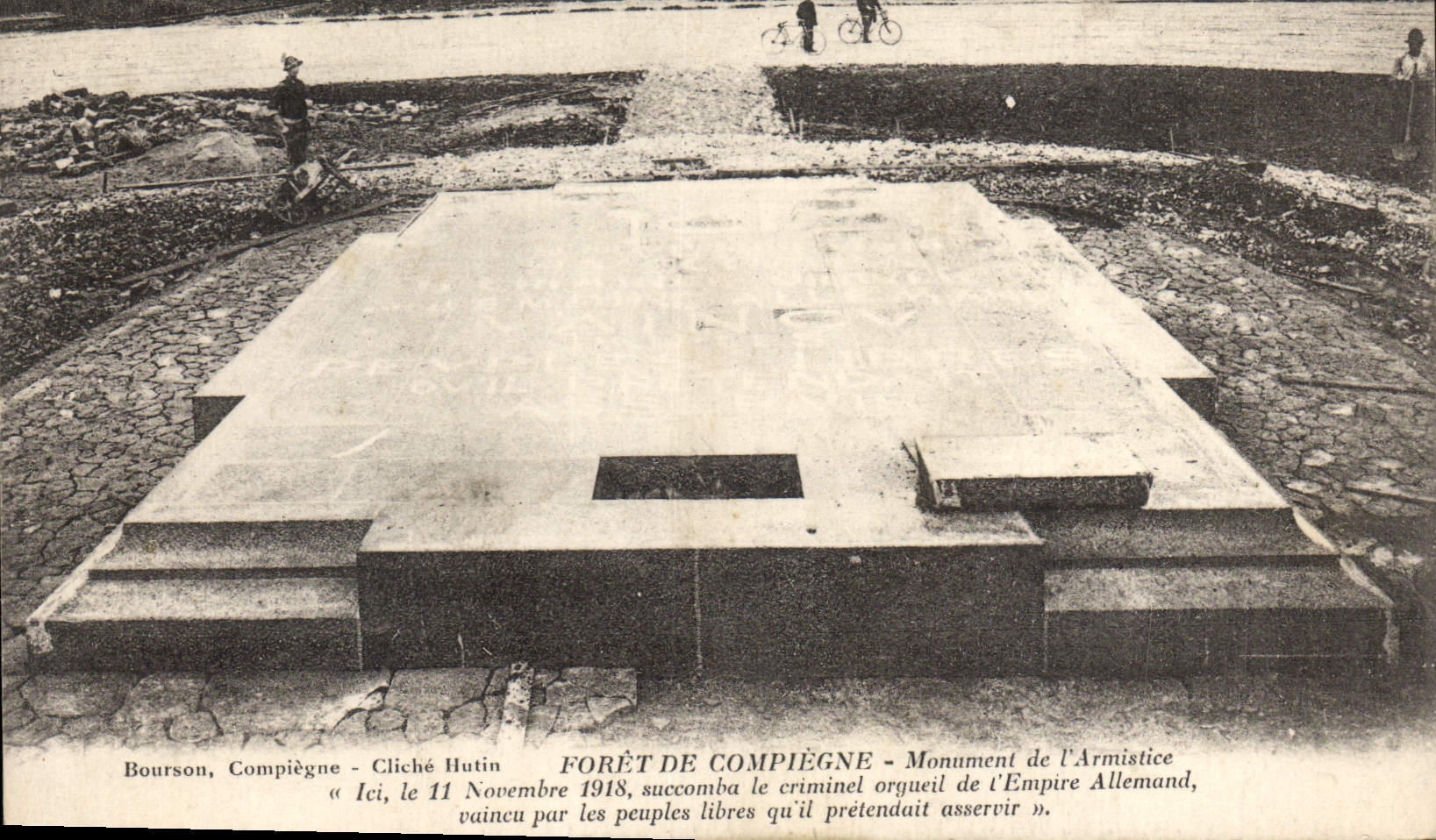 CPA Foret de Compiegne Monument de l'Armistice 