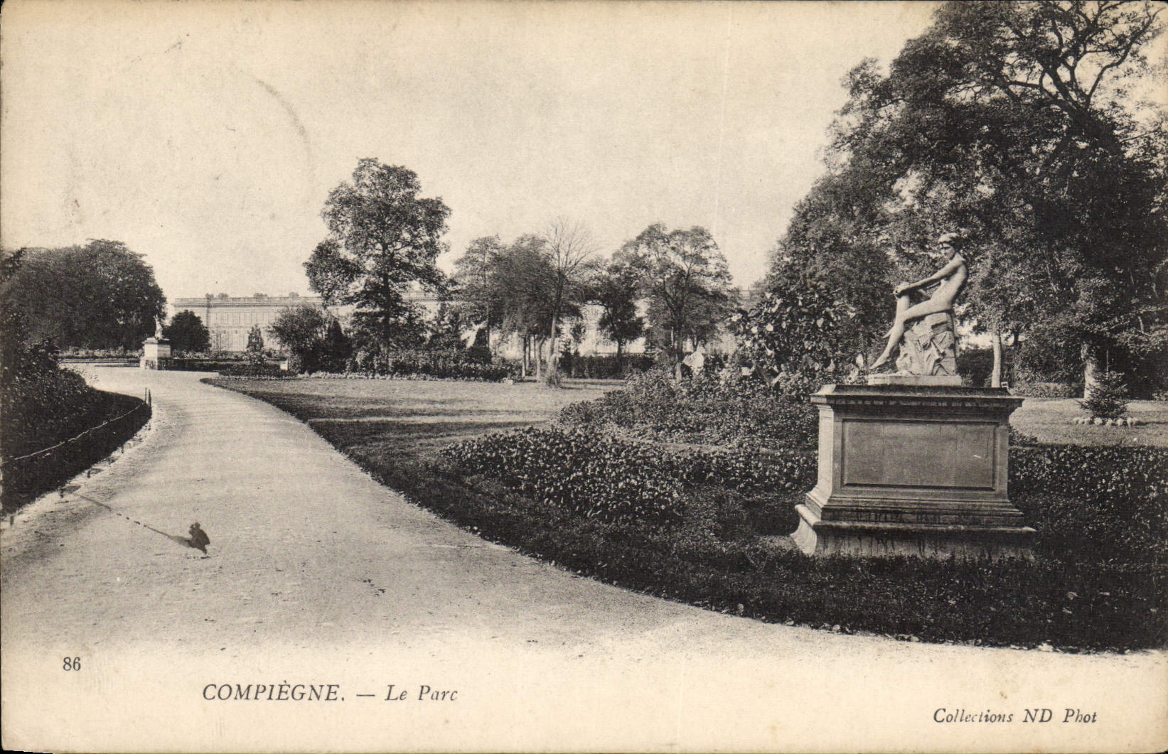 CPA Compiegne le Parc 