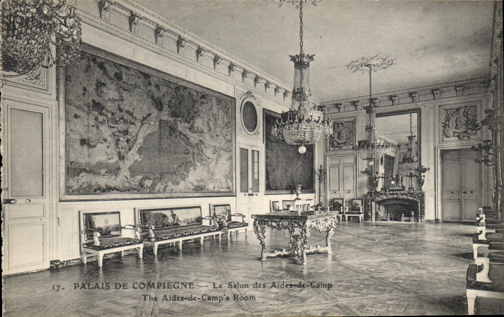 CPA Palais de Compiegne le Salon des Aides de Camp 