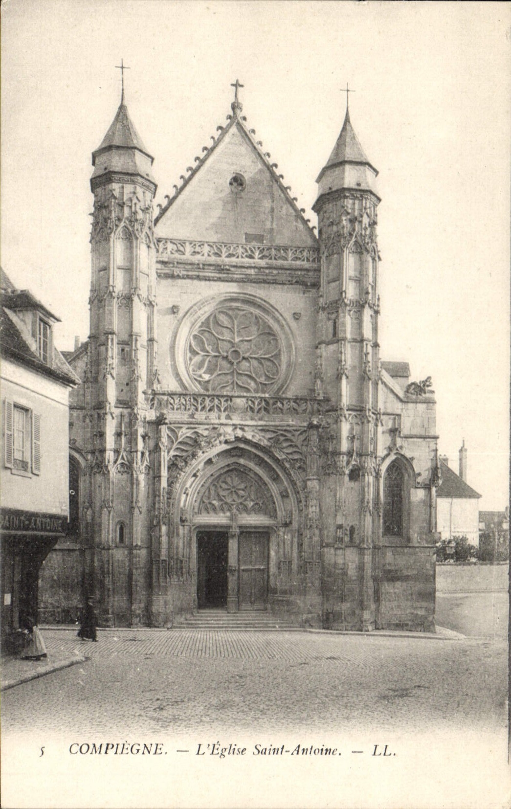 CPA Compiegne L'Eglise Saint Antoine 