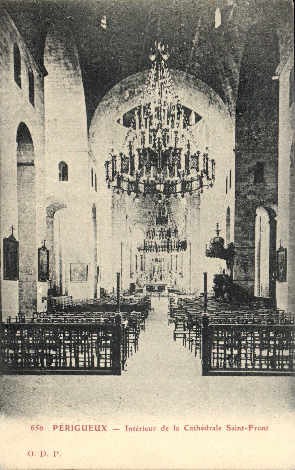 CPA Perigueux Interieur de la Cathedrale Saint Front