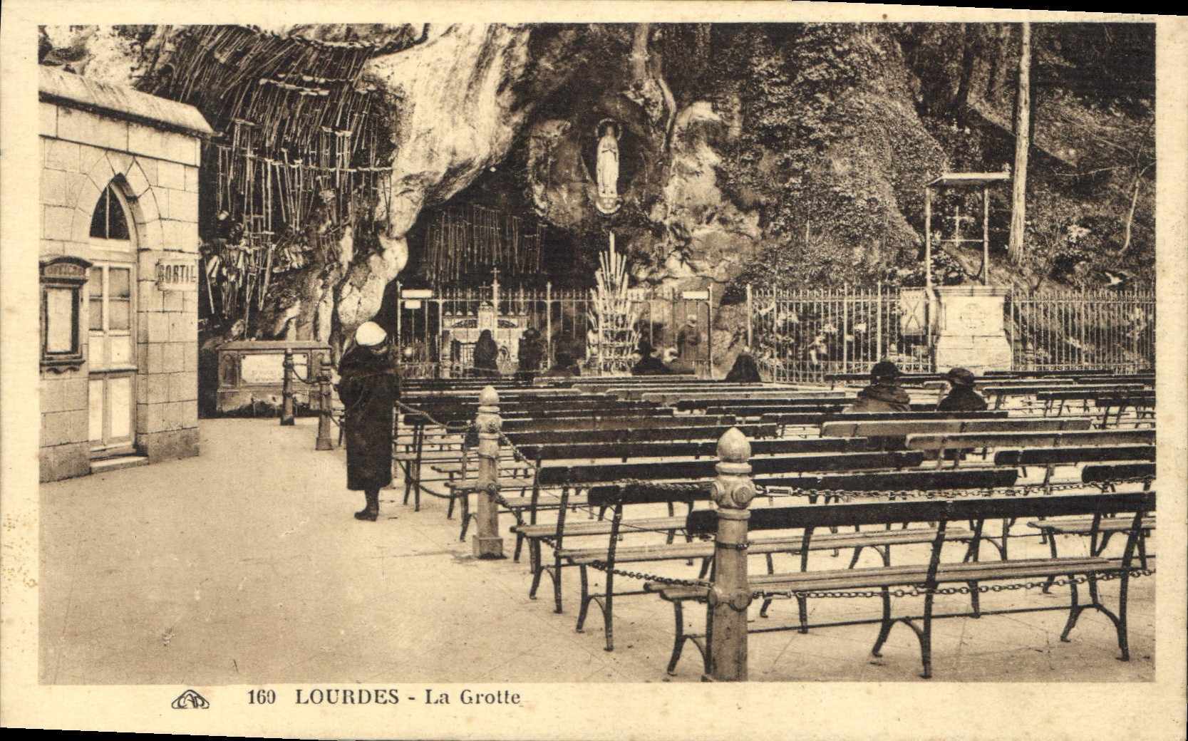 CPA Lourdes La Grotte 