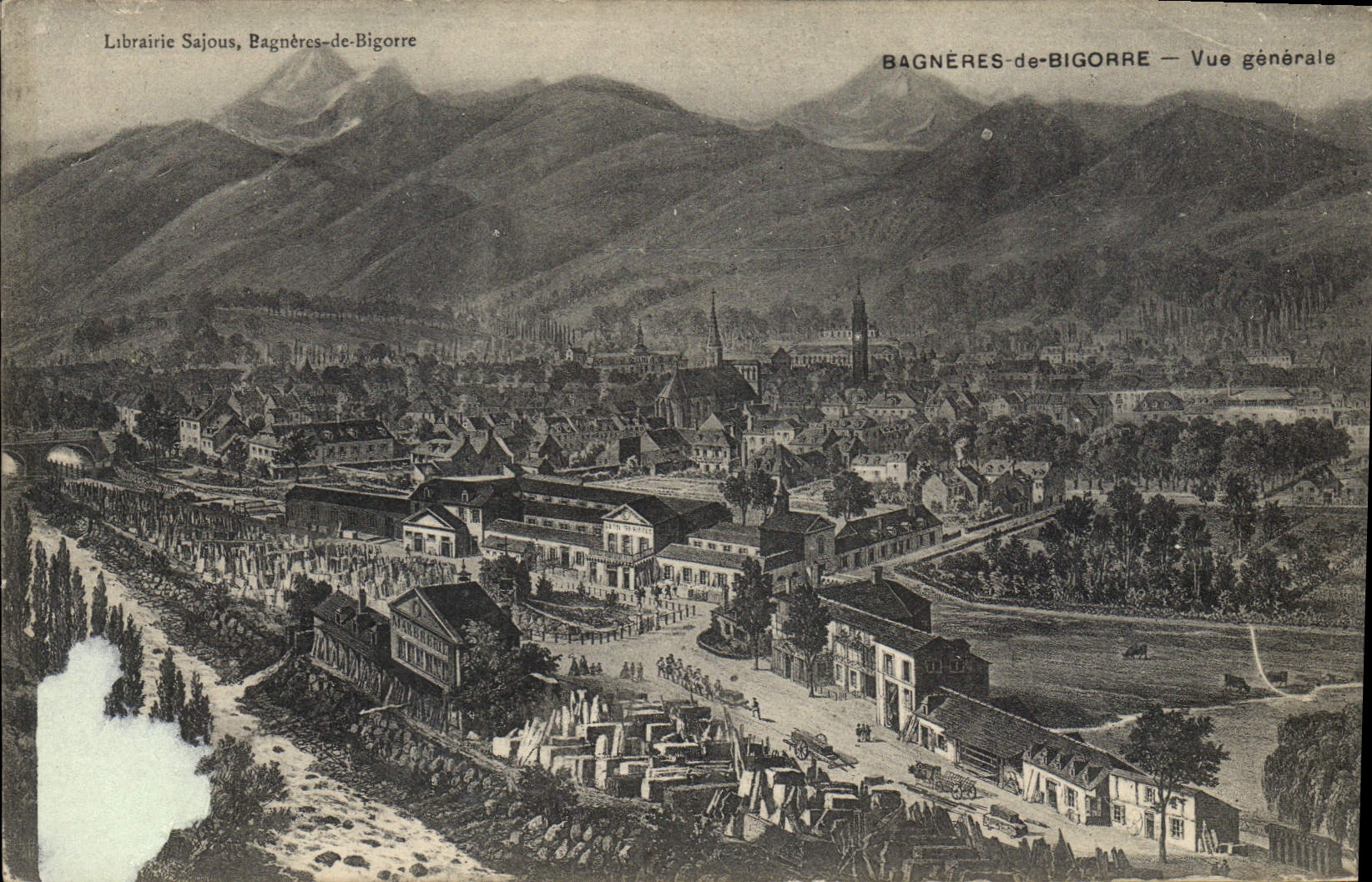 CPA Bagneres de Bigorre Vue Generale