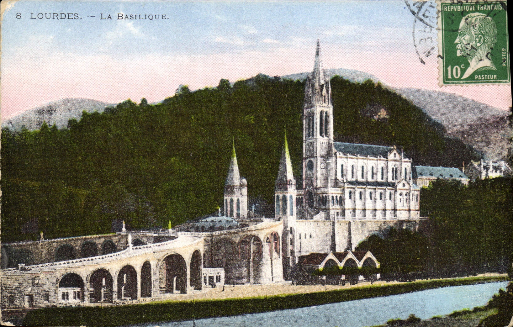 CPA Lourdes La Basilique 