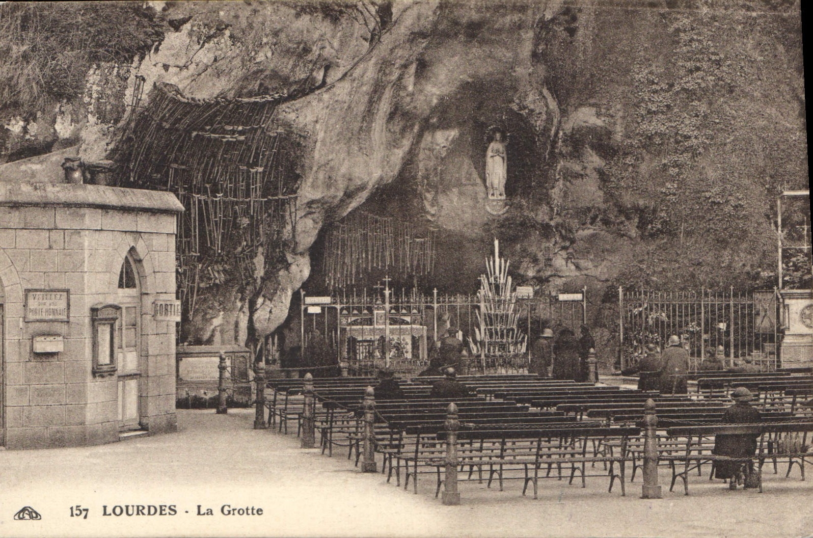 CPA Lourdes La Grotte 