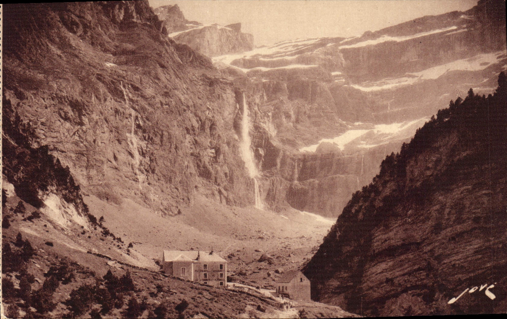 CPA Gavarnie Le Cirque et ses Cascade 
