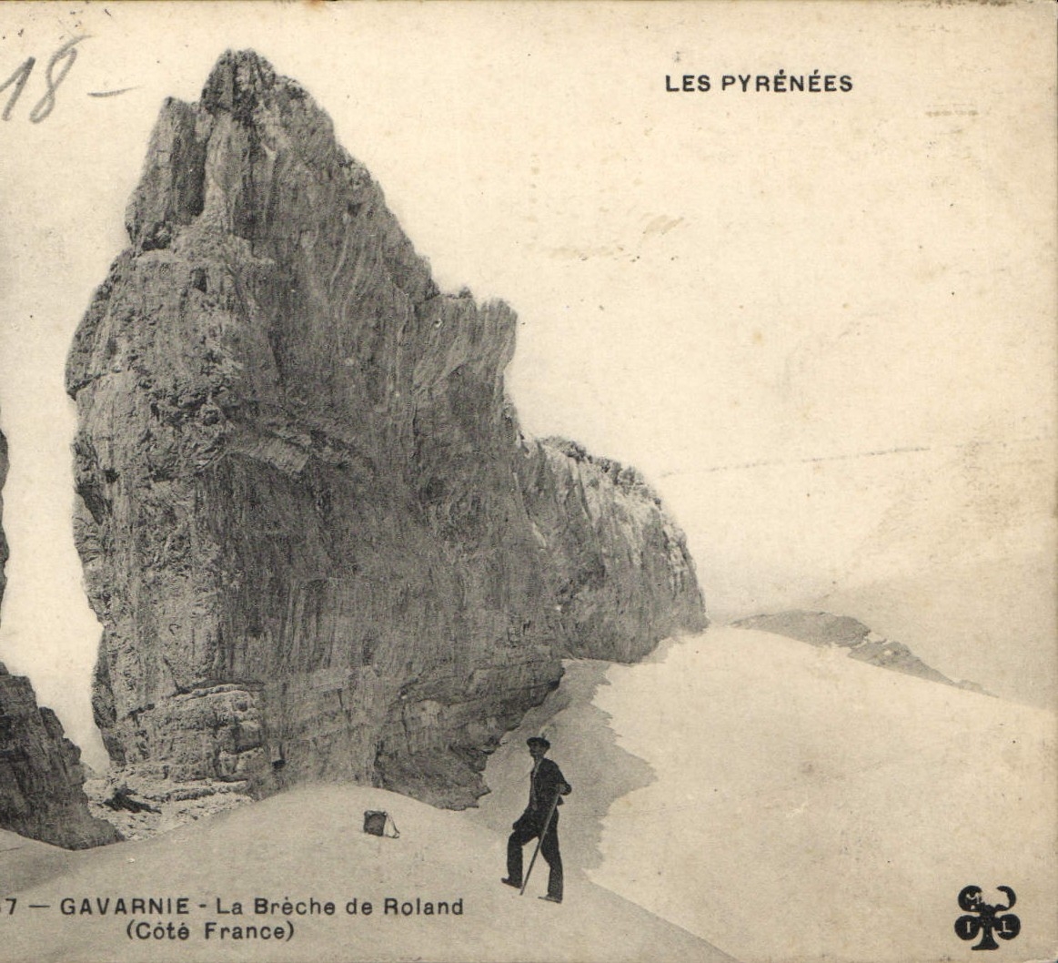 CPA Gavarnie Le Breche de Roland Cote France 