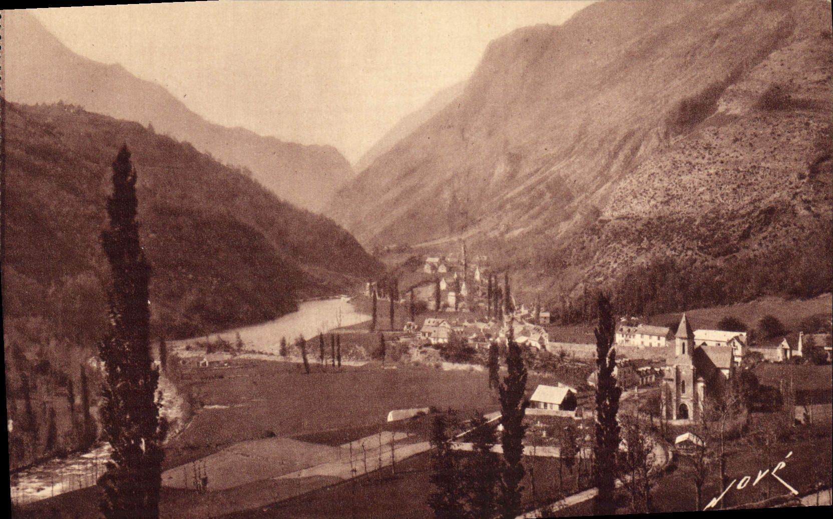 CPA Route de Gavarnie Gedre Dernier Village avant Gavarnie 