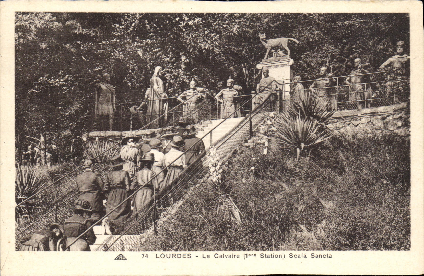 CPA Lourdes Le Calvaire Scala Sancta 