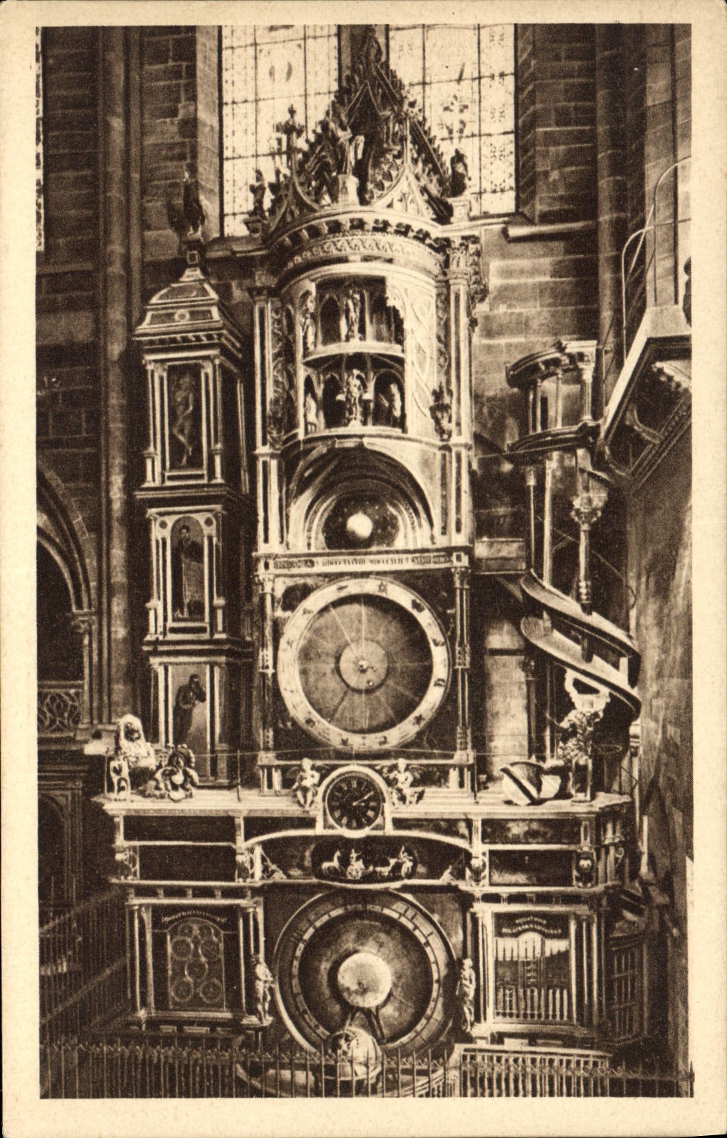 CPA Strasbourg Cathedrale l'Horloge 