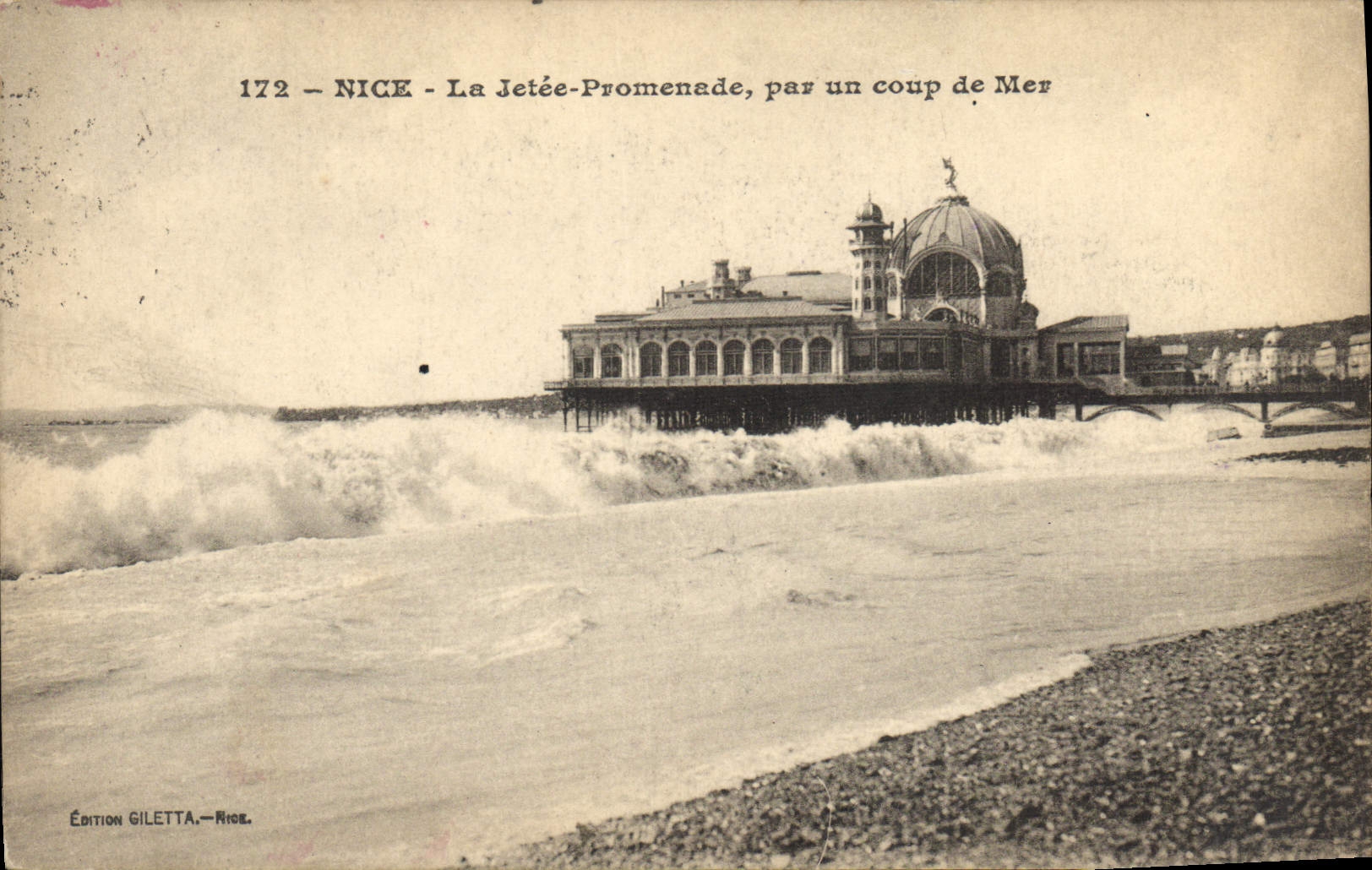 CPA Nice La Jetee Promenade par un coup de Mer