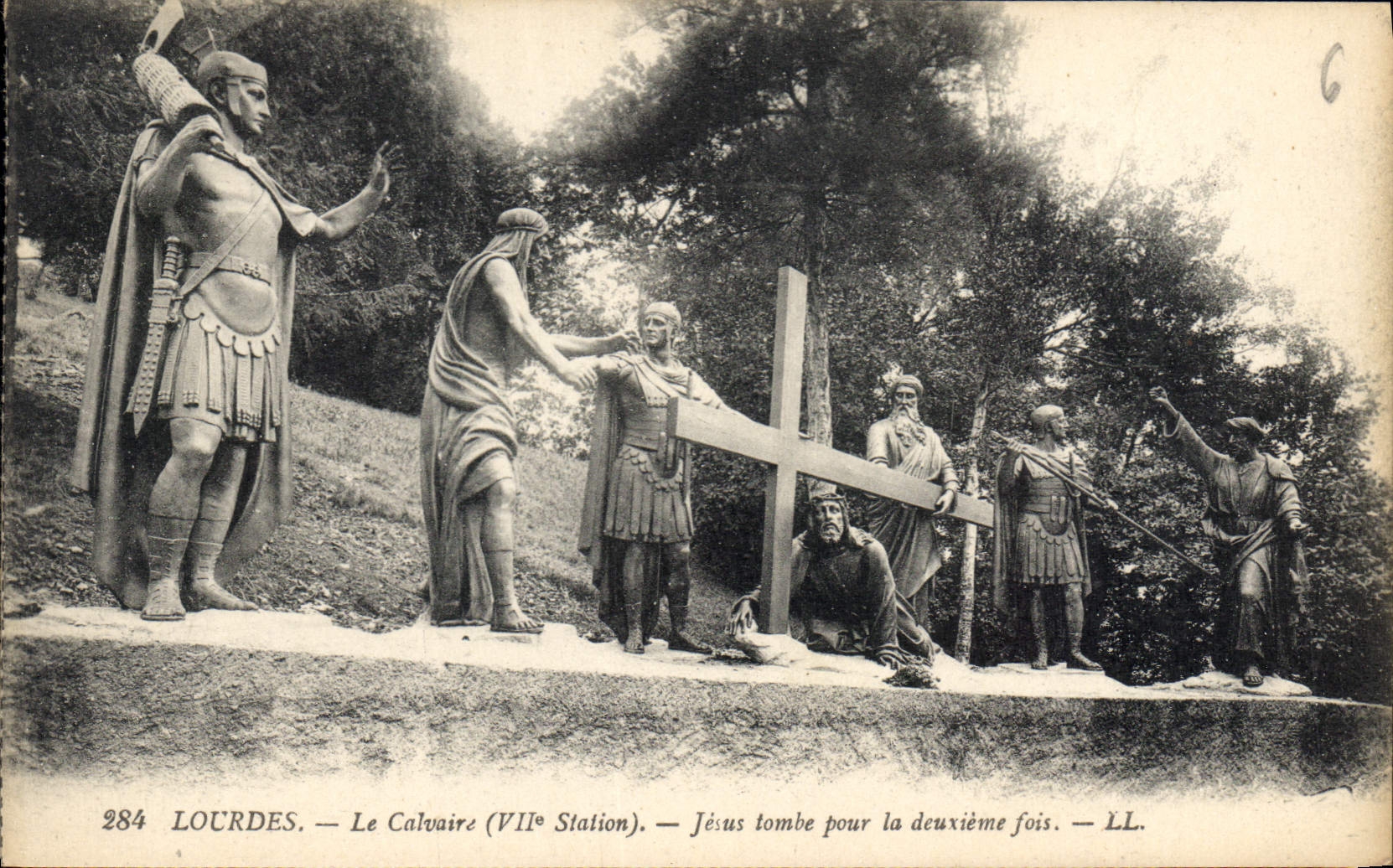 CPA Lourdes Le Calvaire Jesus Tombe pour la deuxieme fois 