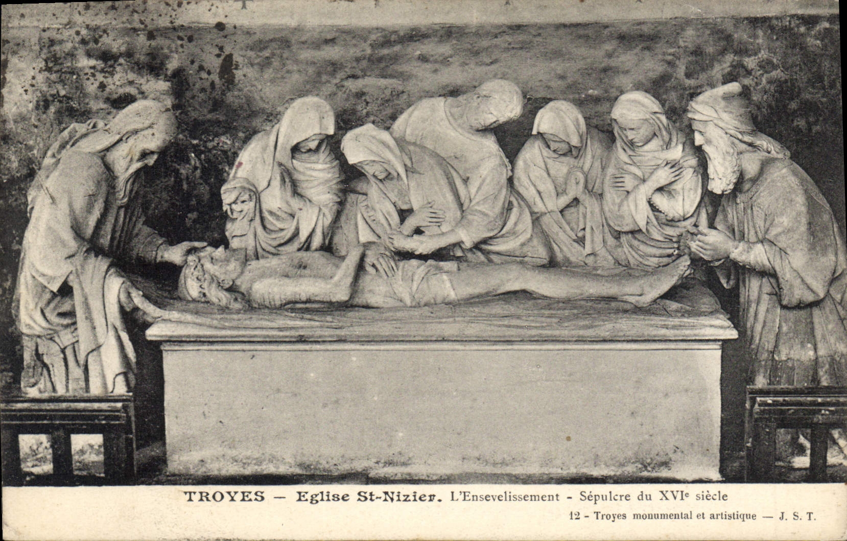 CPA Troyes Eglise St Nizier l'Ensevelissement