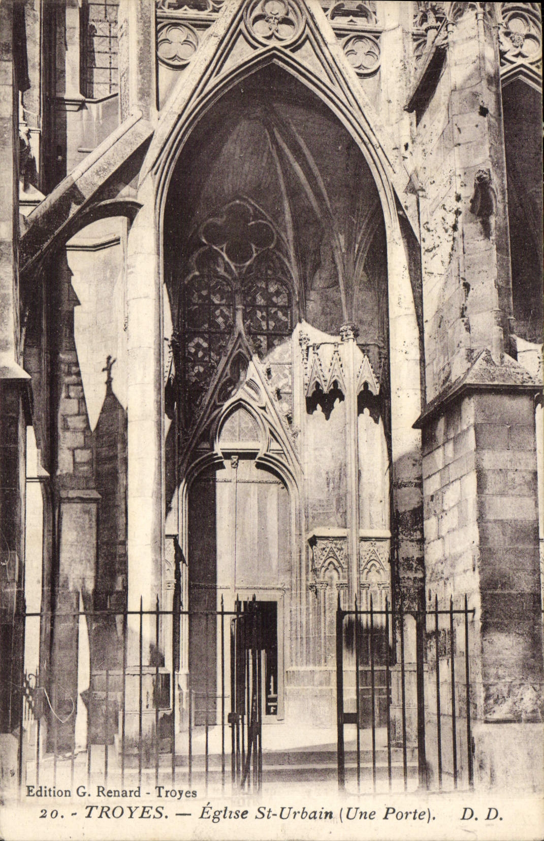 CPA Troyes Eglise St Urbain Une Porte 