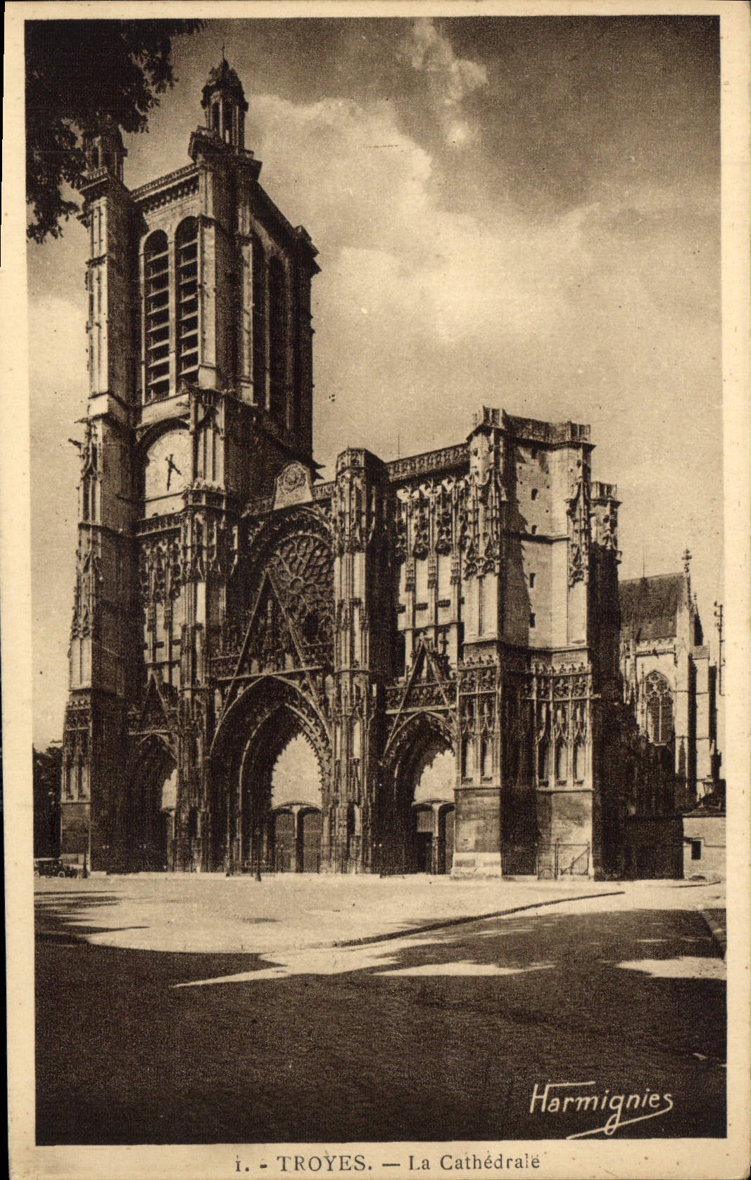CPA Troyes La Cathedrale 
