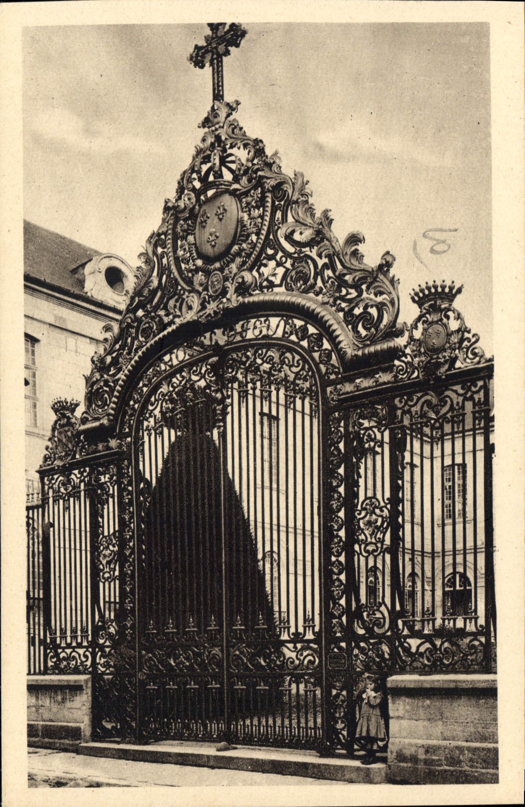 CPA Troyes Aube La Grille de l'Hopital Mon Hist 