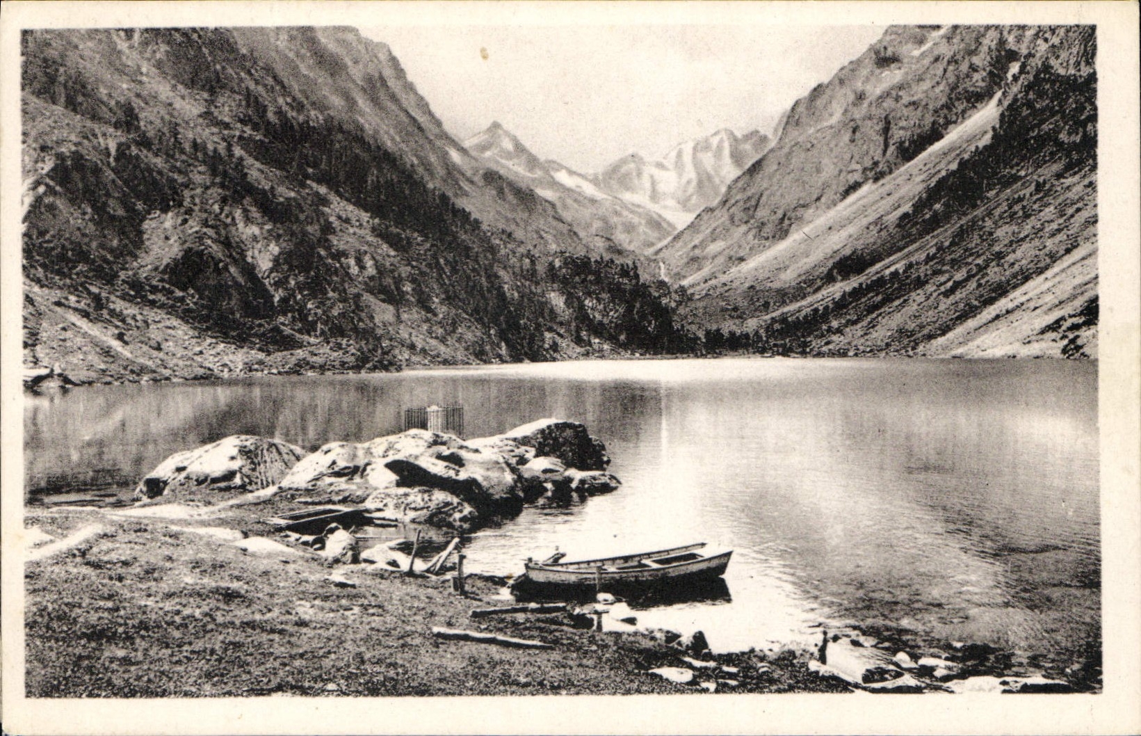 CPA Cauterets Le Lac de Gaube 