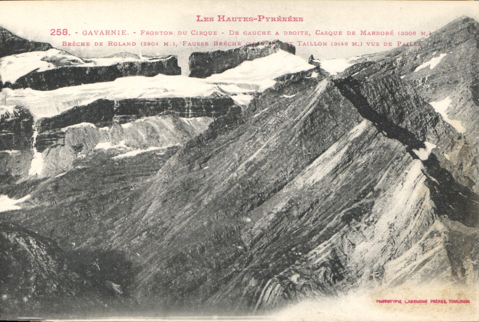 CPA Les Hautes Pyrenees Gavarnie Fronton du Cirque de Gauche a Droite Casque de Maronne 