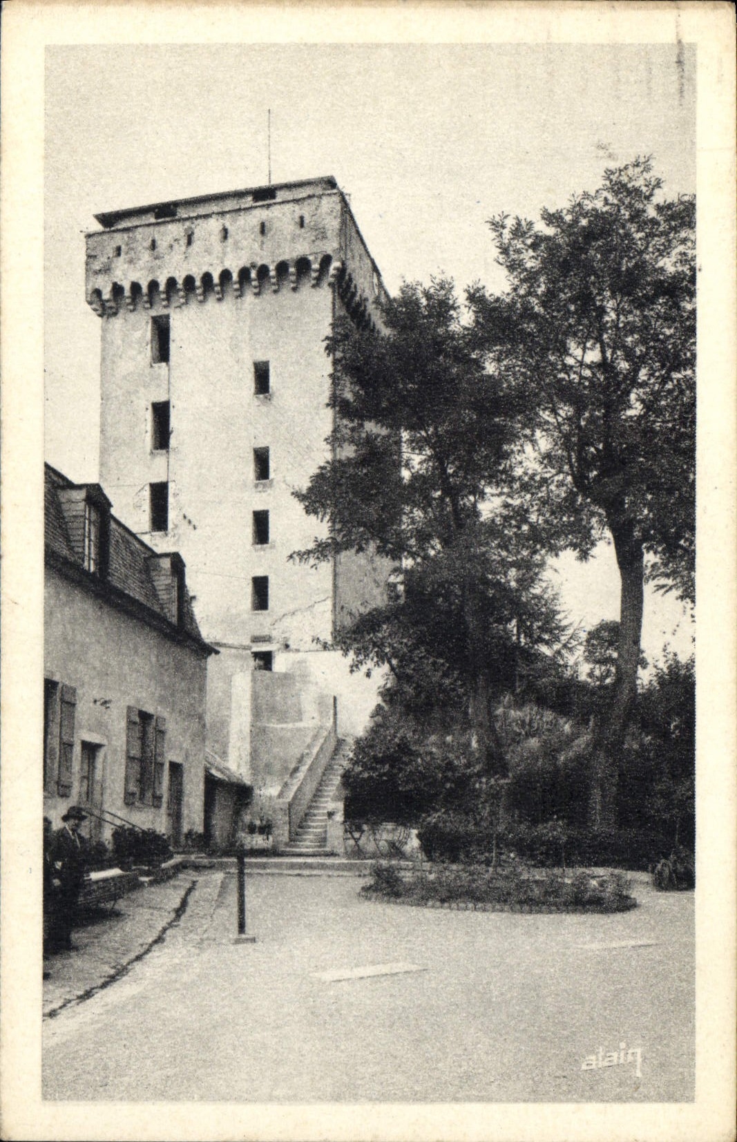 CPA Lourdes Le Chateau Fort 