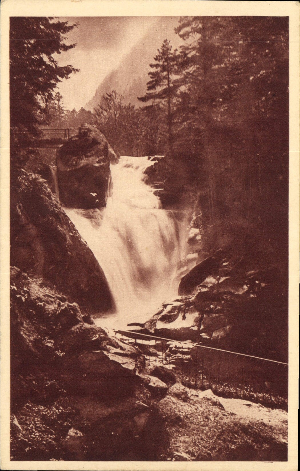 CPA Cauterets Cascade du Cerisey 