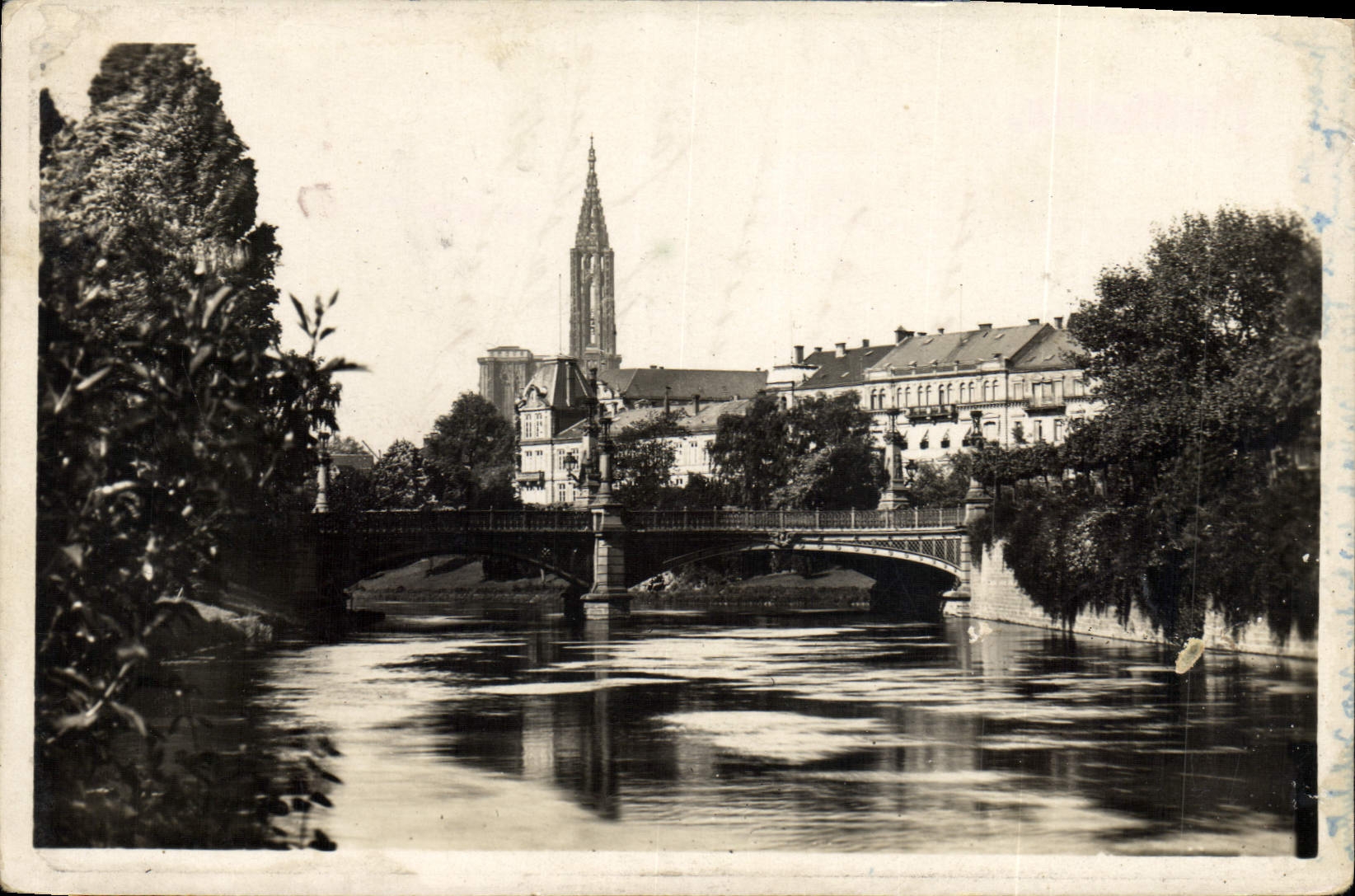 CPA Strasbourg Pont de l'Universite et Cathedrale